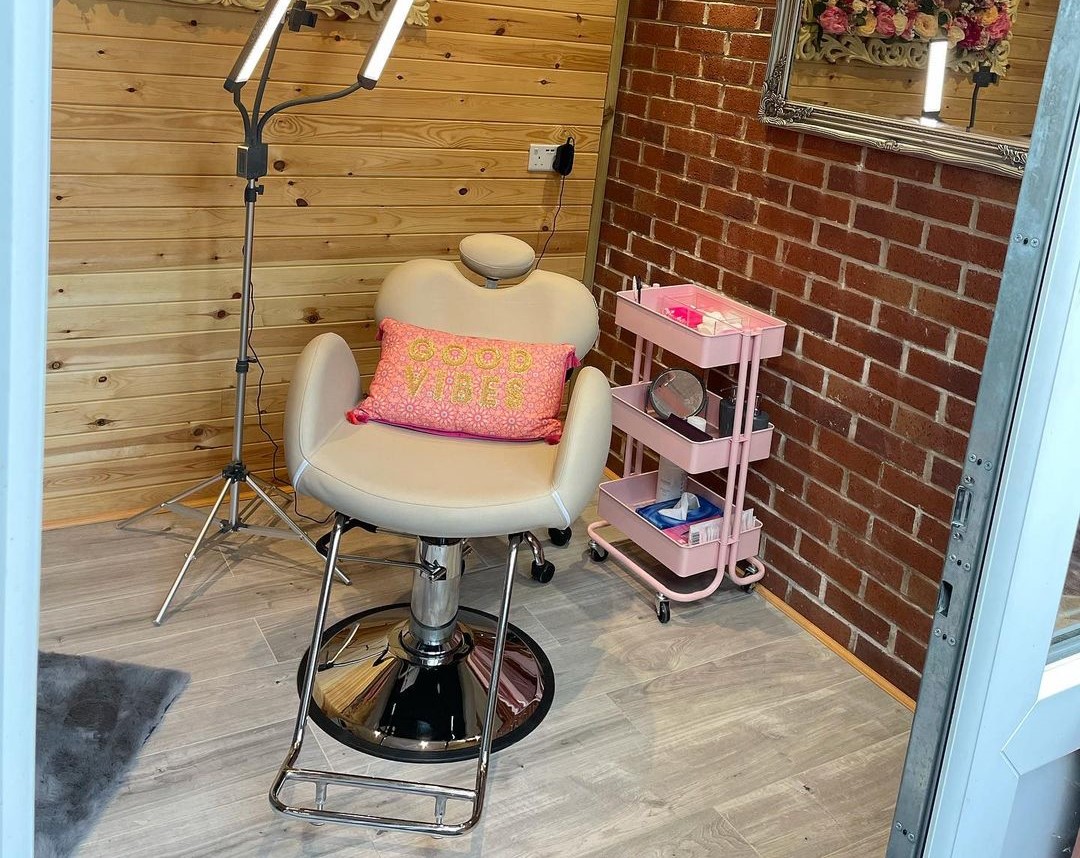 Salon Design Of The Month: LVL & Brows By Lauren
