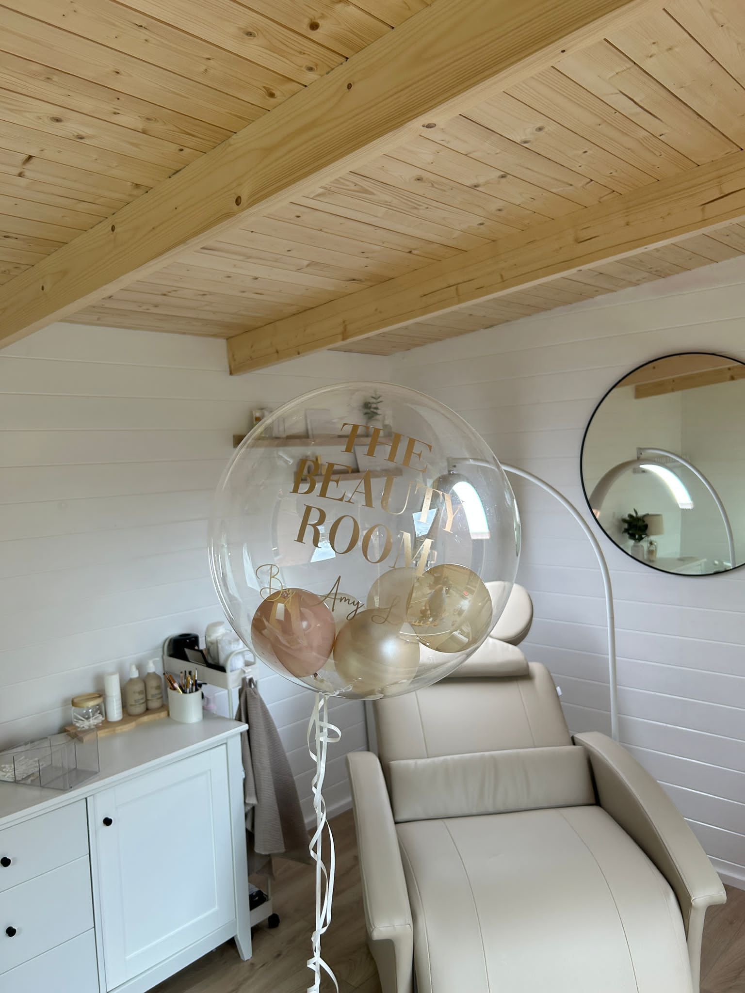 Salon Design Of The Month: The Beauty Room