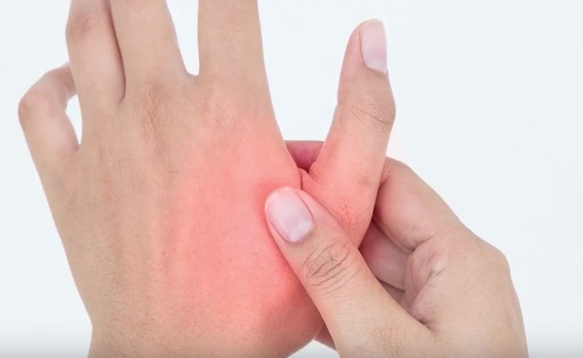 Dealing With The Most Common Aches and Pains of Hairdressing