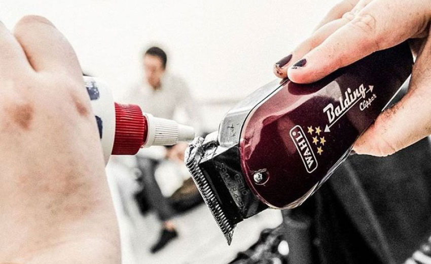 How to Care For Your Barber Clippers
