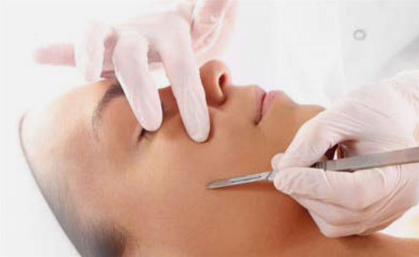 What is Dermaplaning and How To Offer It In Your Beauty Salon