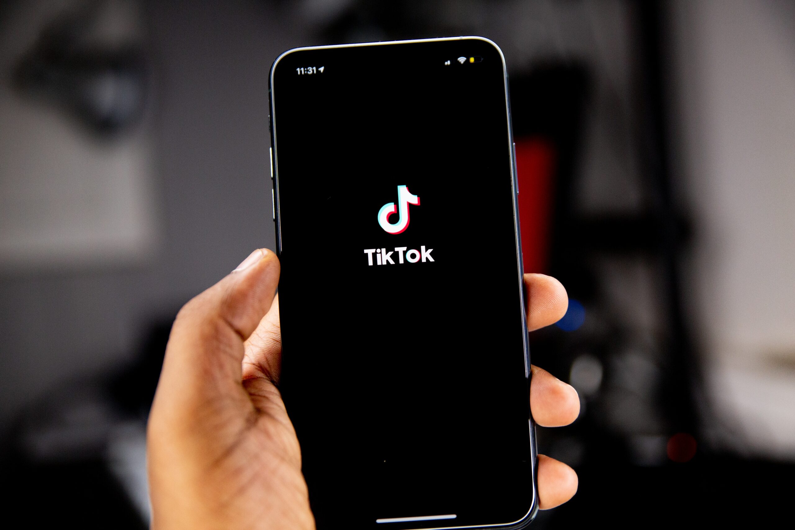 10 Viral TikTok Products Hair & Beauty Professionals Can Buy From Salons Direct
