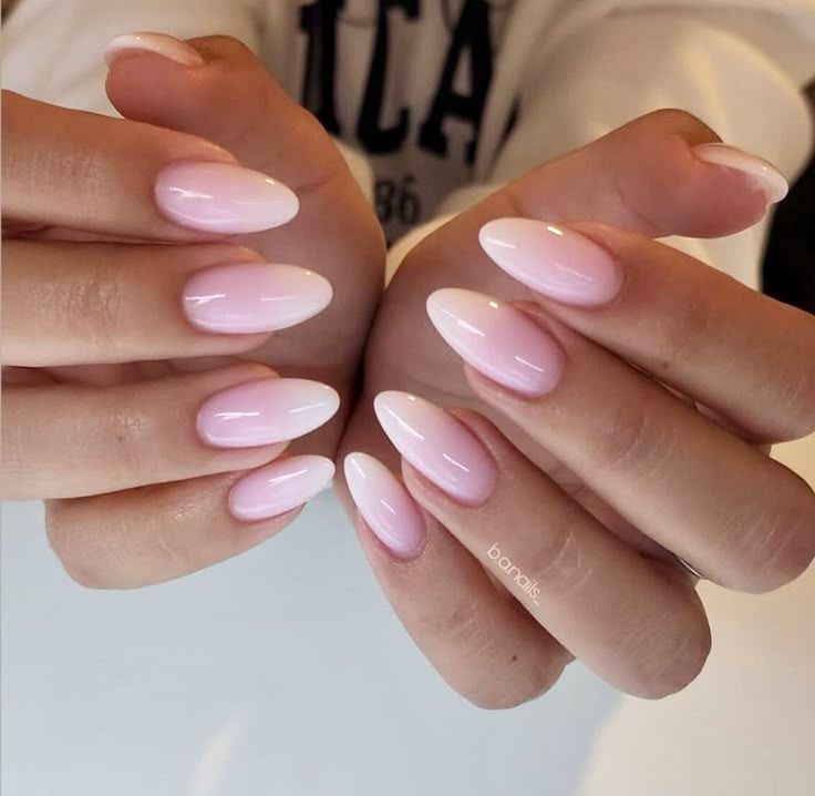 Why More Clients Are Switching Back to Acrylics