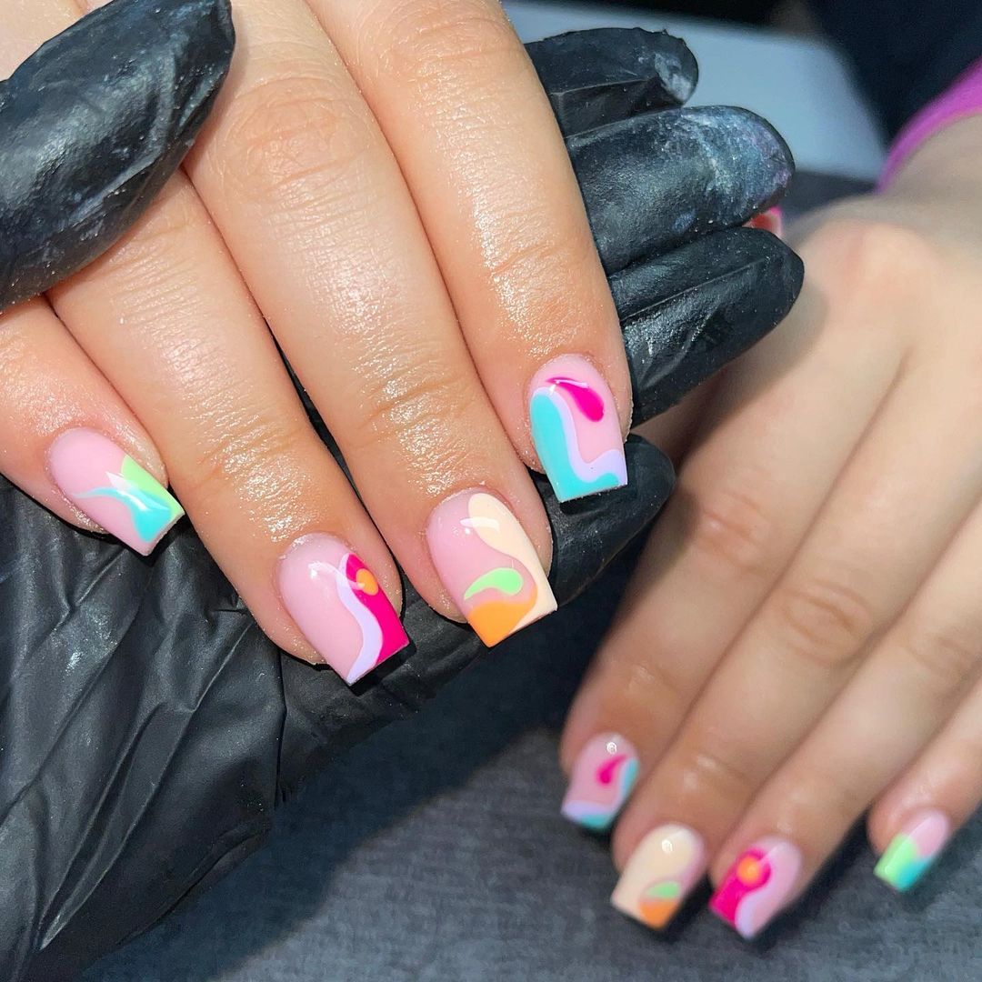 stunning neon nails for festivals in 2023