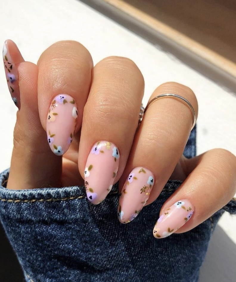 Image of nails with flowers