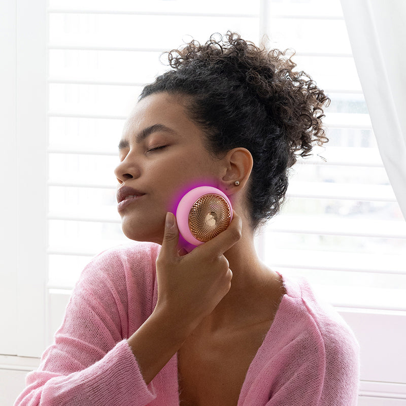海外セレブ愛用 フェイシャルビューティースパ FOREO UFO TM Buy FOREO UFO 3 Facial Hydration Device Pearl Pink – Salons Direct