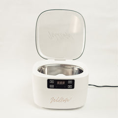 Willow Ultra Cleanse White & Nude Cleaning Machine