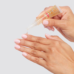 OPI Nature Strong Skincare Good as Gold Cuticle Serum 7ml