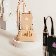 Willow E-File Pause Nude