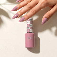 DND Pure Gel Polish Booked & Busy 057 15ml HEMA & TPO Free