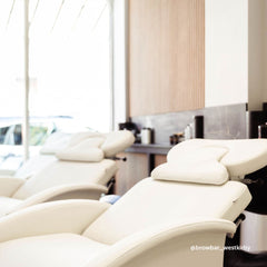 Lotus Monroe Eyebrow/Eyelash Beauty Bed White