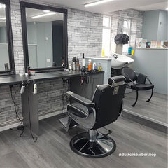Lotus Eastwood Barber Chair Black
