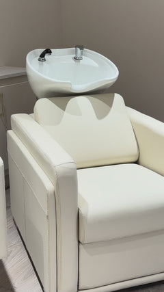 Lotus Murray Vanilla Styling Chair Round Silver Base
